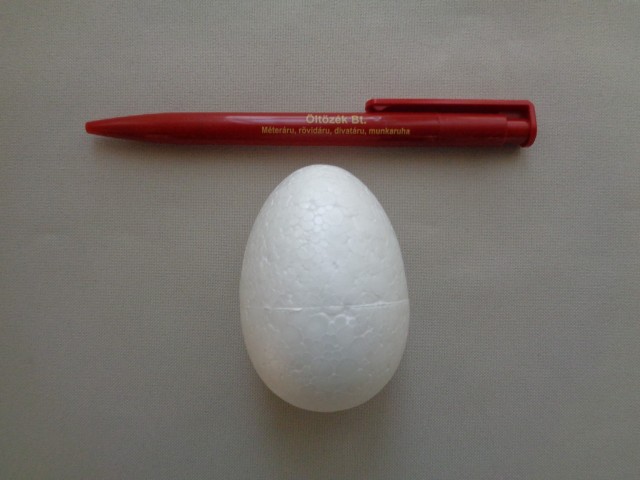 Hungarocell tojás, közepes 47x68 mm (2817-1)
