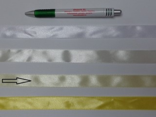 2 cm széles szatén szalag, vanília (2852-2)