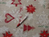 Loneta, karácsonyi vászon, drapp alapon fenyős, szíves, csillagos (5228)