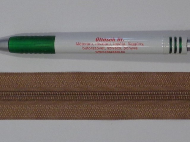 RT-10-es végtelen cipzár, világosbarna (5547)