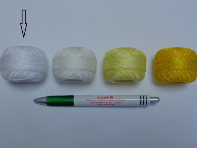Gyöngy hímzőfonal (perlé), fehér (7903-7001)