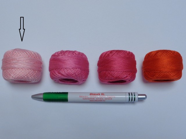 Gyöngy hímzőfonal (perlé), halvány rózsaszín (7911-3414)