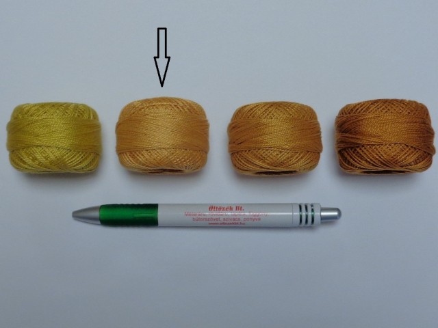 Gyöngy hímzőfonal (perlé), világos barna (7952-9528)