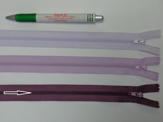 RT-0, 35 cm hosszú, műanyag, spirál fogú cipzár, padlizsán lila (8628)