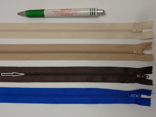 RT-0, 35 cm hosszú, műanyag, spirál fogú cipzár, sötét barna (8631)