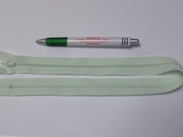 RT-0, 50 cm hosszú, műanyag, spirál fogú cipzár, halvány zöld (10731)