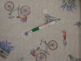 Loneta, drapp alapon levendulás-szíves-biciklis kerti bútor vászon (11107)