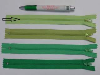 RT-0, 20 cm hosszú, műanyag, spirál fogú cipzár, kiwi zöld (11409-225)