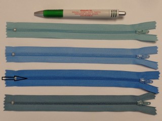 RT-0, 20 cm hosszú, műanyag, spirál fogú cipzár, közép kék (11419-213)