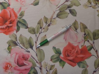 Loneta, rózsaszín-piros rózsás kerti bútor vászon (13587)