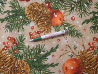 Loneta vászon, karácsonyi mintás vászon, toboz-alma-fenyőág (13889)