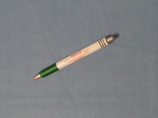 Egyszínű, pamut vászon, farmerkék, 1,6 m széles, 140 g/nm vastagságú (15001)