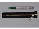 RT-10, 16 cm hosszú fém hatású műanyag cipzár, arany (15113)