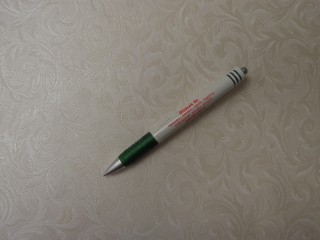 Viaszos vászon, damaszt hatású, inda mintás, ekrü (15115)