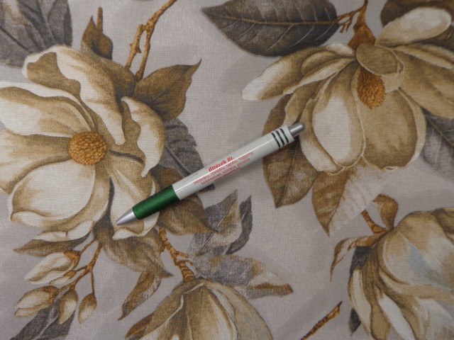 Loneta, drapp nagy virágos, kerti bútor vászon (15141)