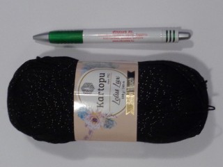 Lotus Lux kötő- és horgolófonal, fekete (15148-940)