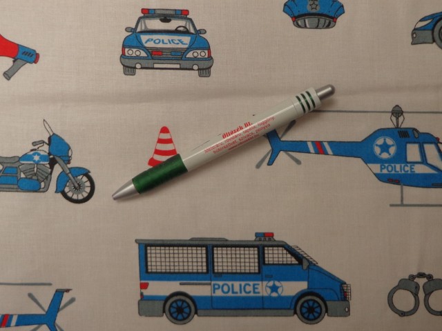 Gyerekmintás pamutvászon, Police mintás, kék-fehér, 160 cm széles (15199)