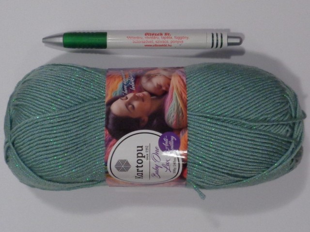 Baby One Lux , menta, színazonos csillogó szállal (15207-493)