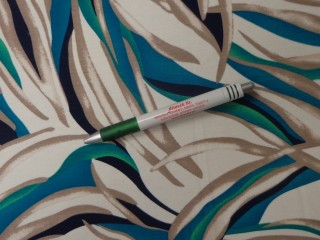 Rugalmas, selyem viszkóz jersey, fehér alapon, türkiz-drapp-fekete mintás (15282)