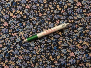 Flokon, sötét alapon kék apró virágos (15290)