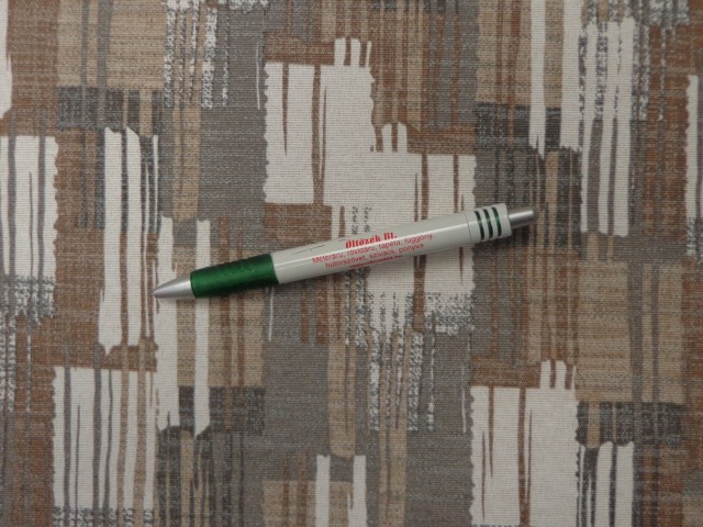 Loneta, szürkés-barnás parketta mintás (15331)