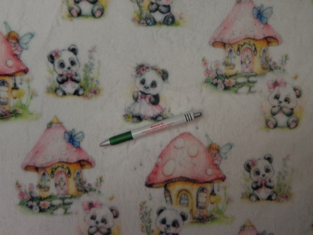 Babysoft, digitális nyomtatású, pandás-gombaházikós (15638)