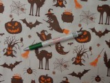 Mintás pamutvászon, fehér alapon halloween mintás, barna (15639)